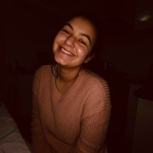 Meet your Posher, Adrianna